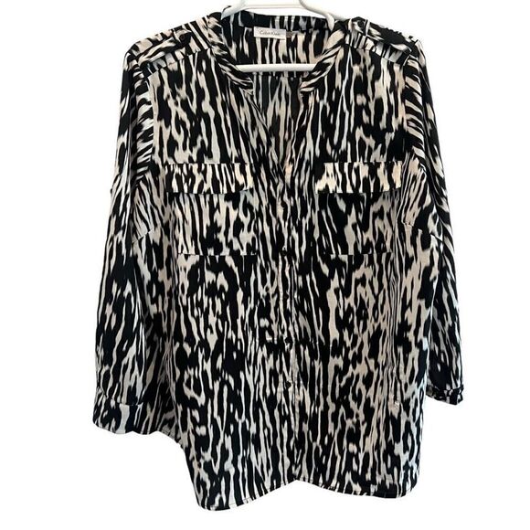 Calvin Klein Black White Animal Print Button Up V Neck Top Size 2X - Picture 1 of 12
